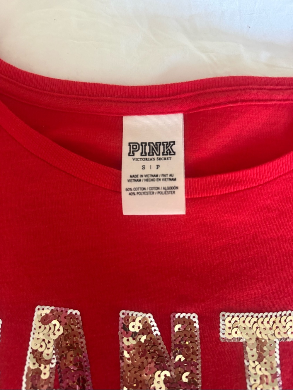 VS PINK T-shirt - Picture 2 of 2